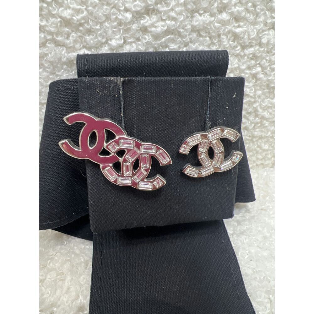 Chanel CC Logo Earrings with Pink and Clear Crystals - Like New